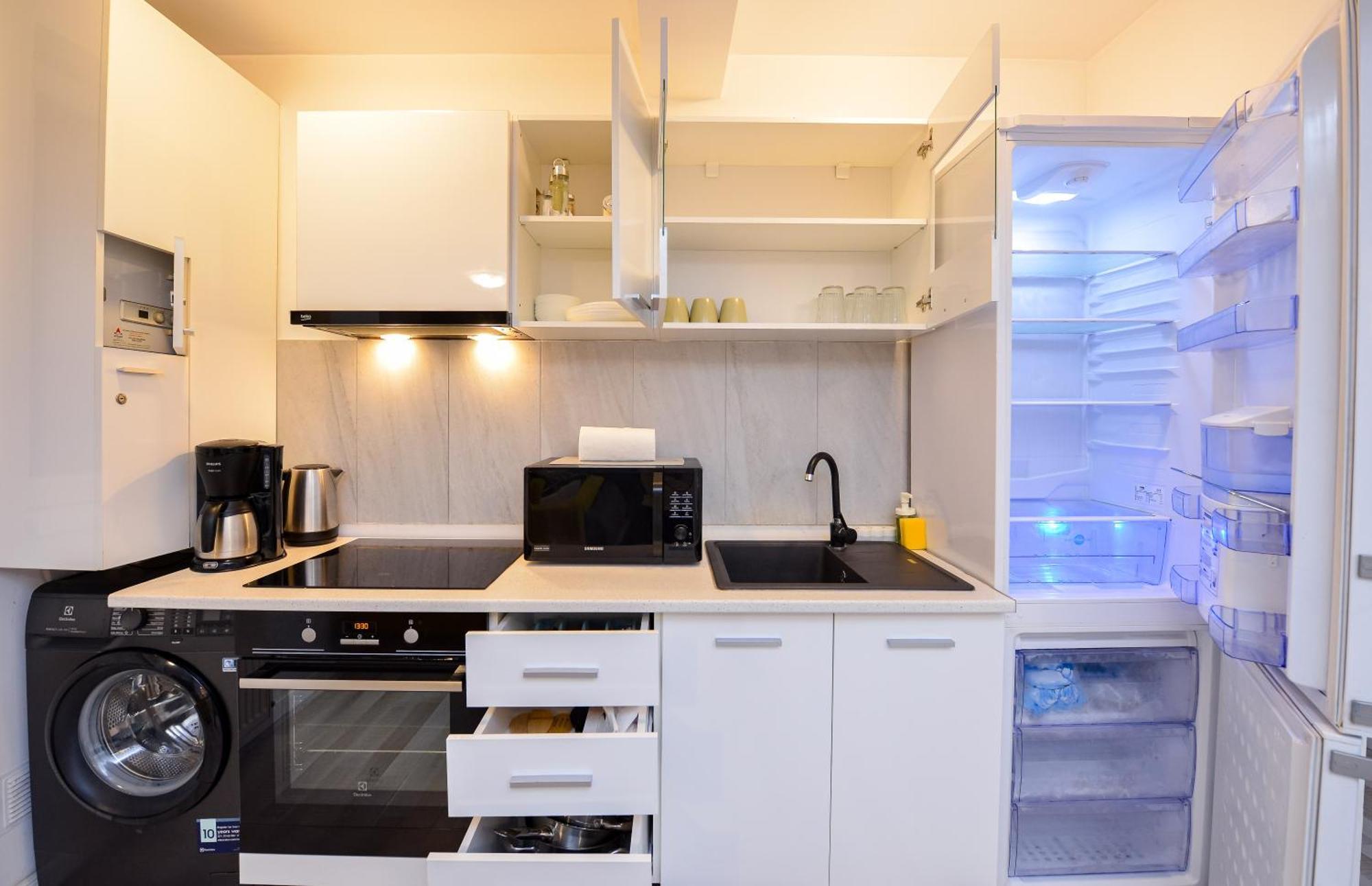 Shabbat Apartments Букурещ Екстериор снимка