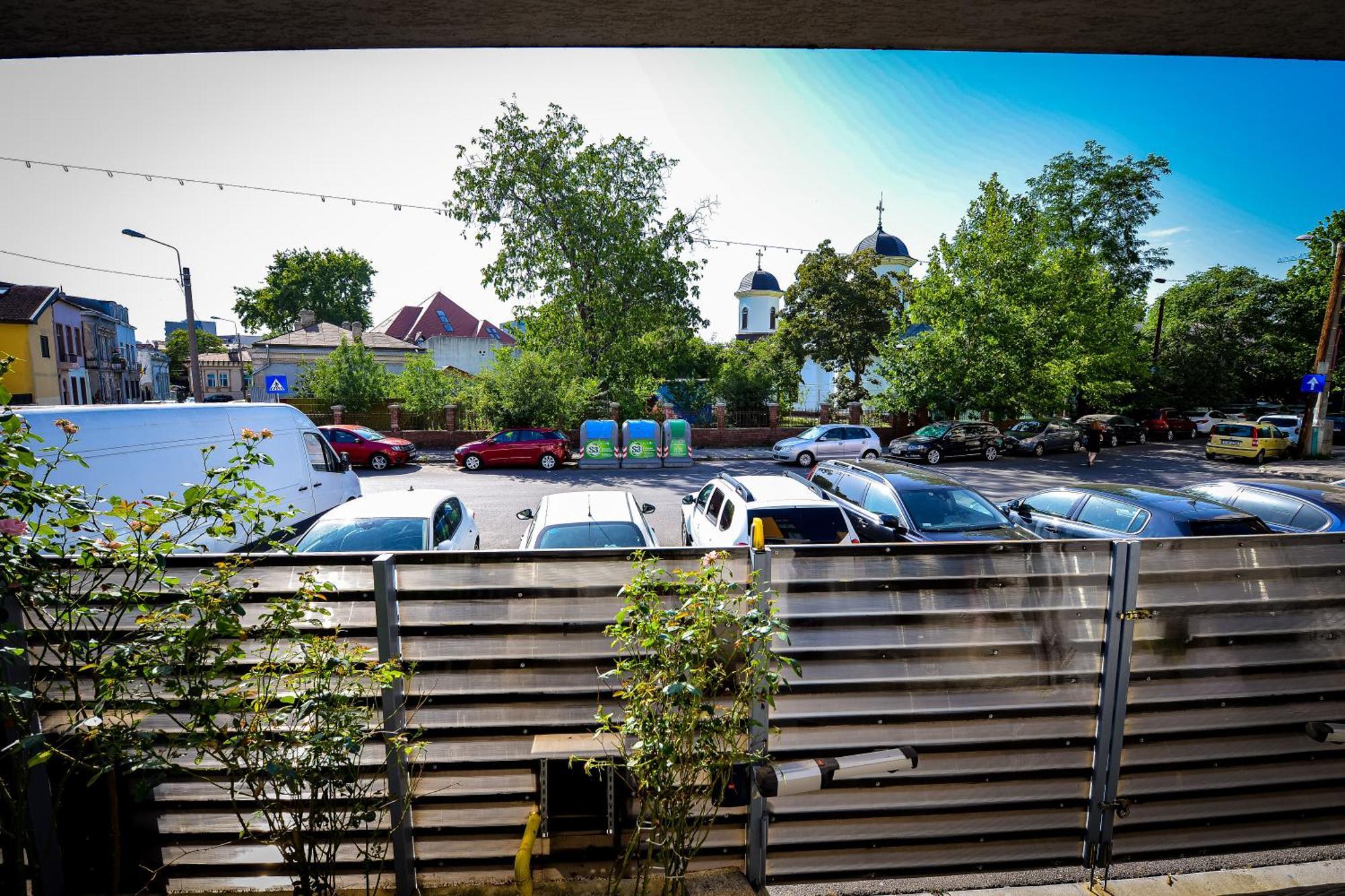 Shabbat Apartments Букурещ Екстериор снимка