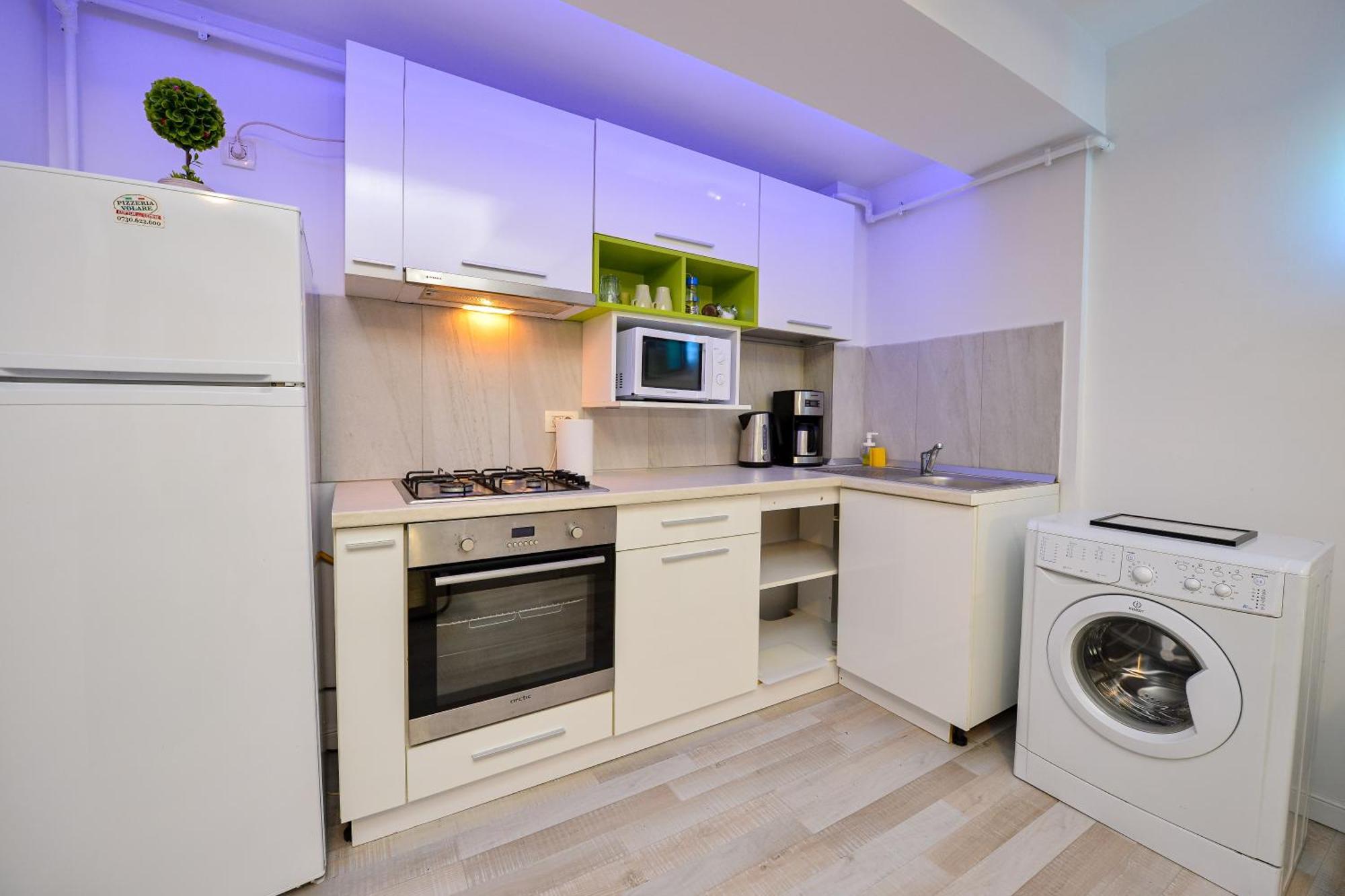 Shabbat Apartments Букурещ Екстериор снимка