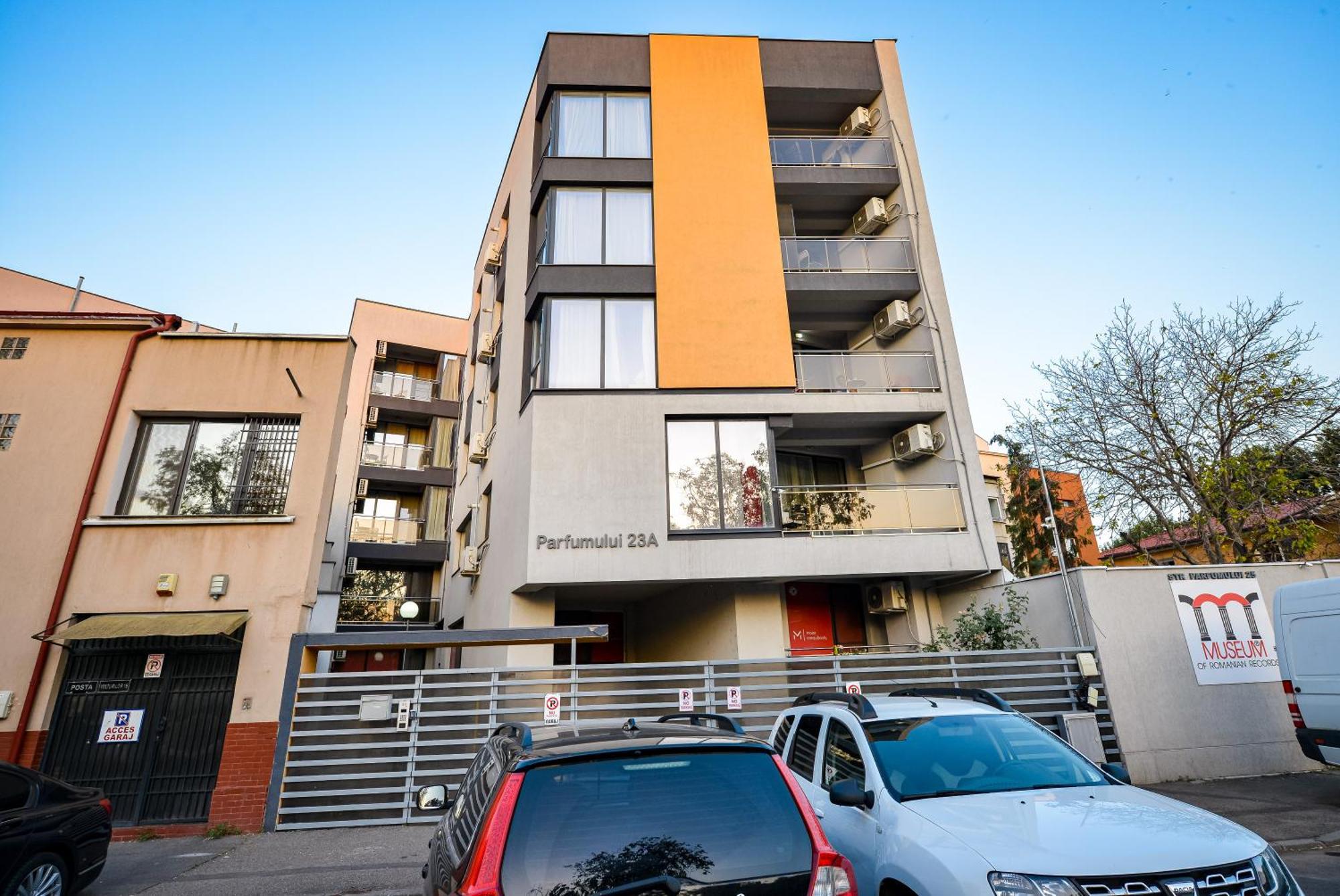 Shabbat Apartments Букурещ Екстериор снимка