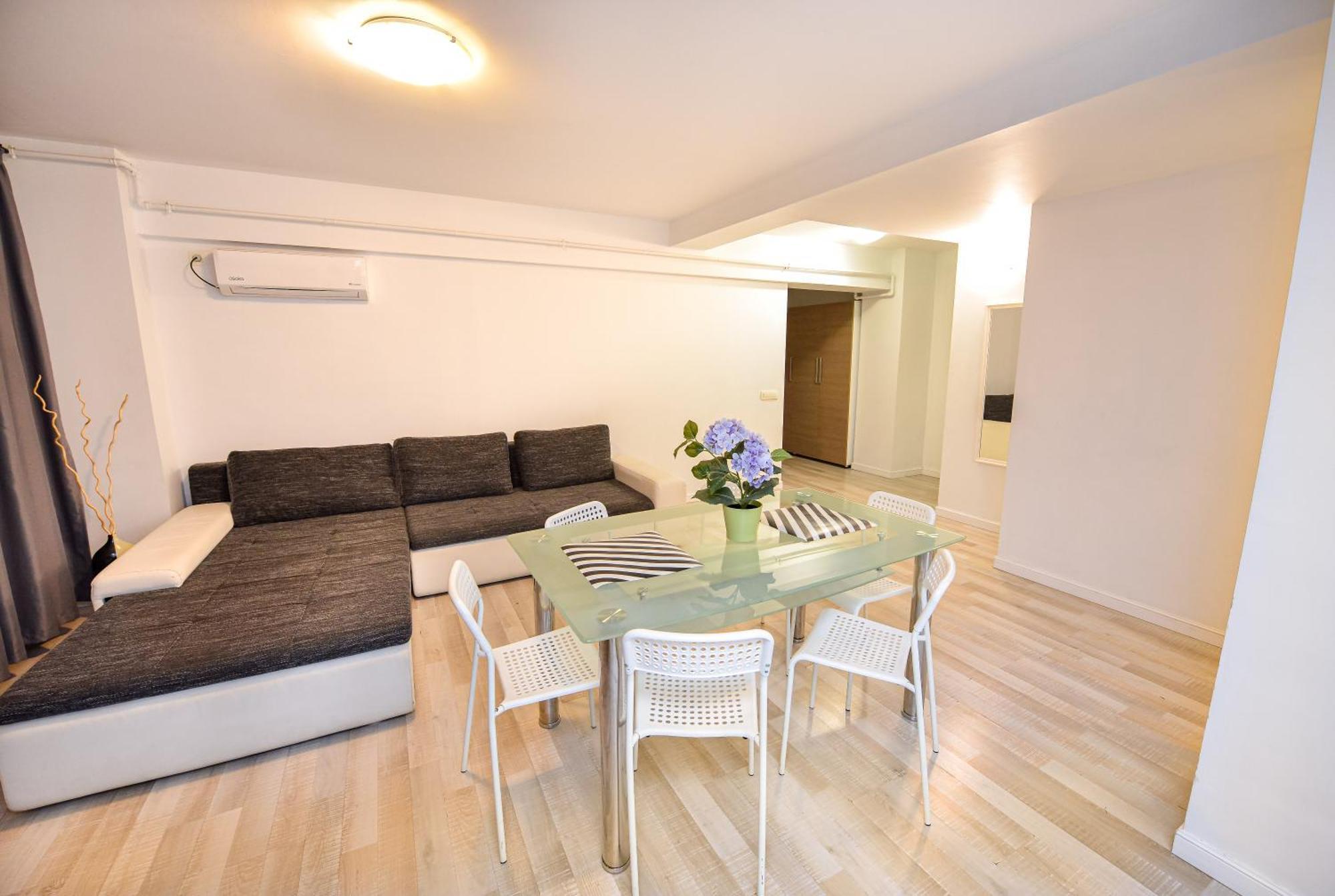 Shabbat Apartments Букурещ Екстериор снимка