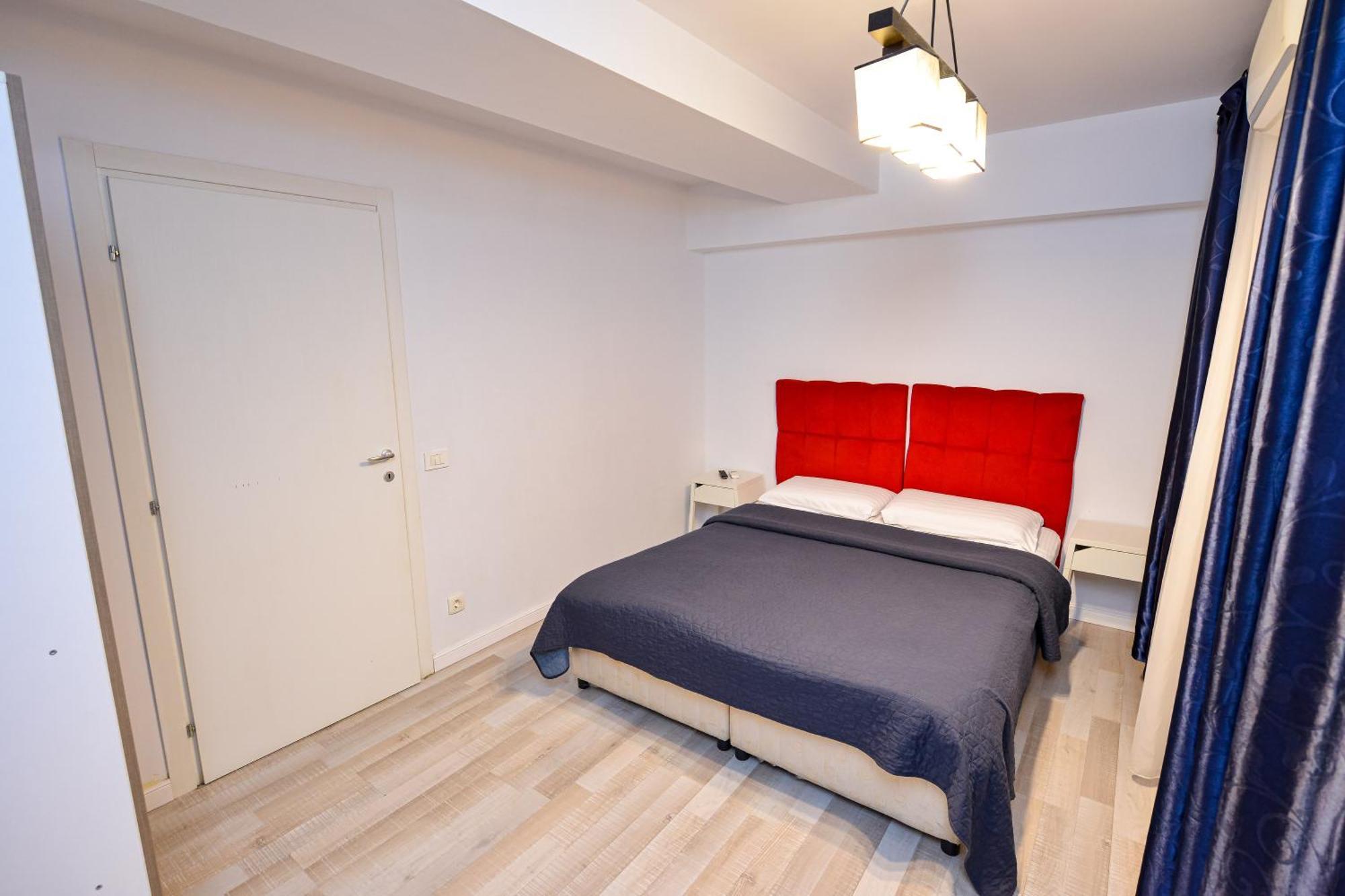 Shabbat Apartments Букурещ Екстериор снимка